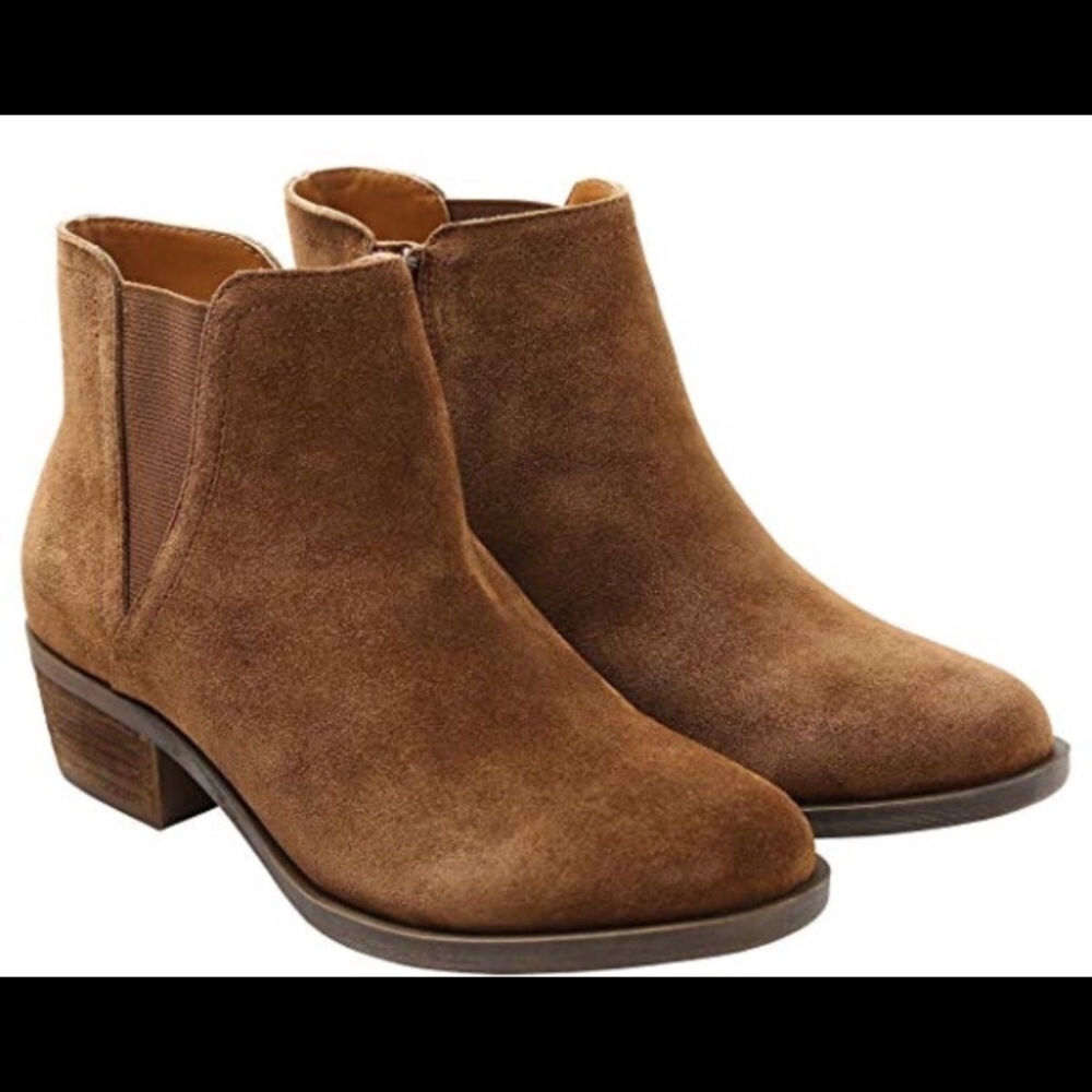 🤠NWT Kensie Brown Genuine Suede Booties